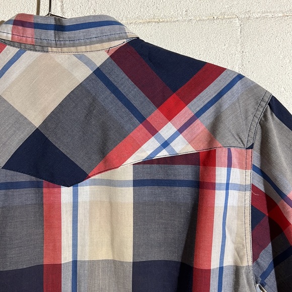 Levi’s Pearl snap flannel - Picture 4 of 6